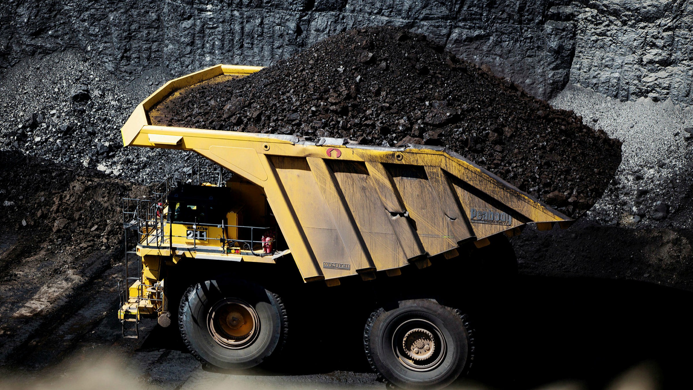 India's largest coal mine gets more land givers