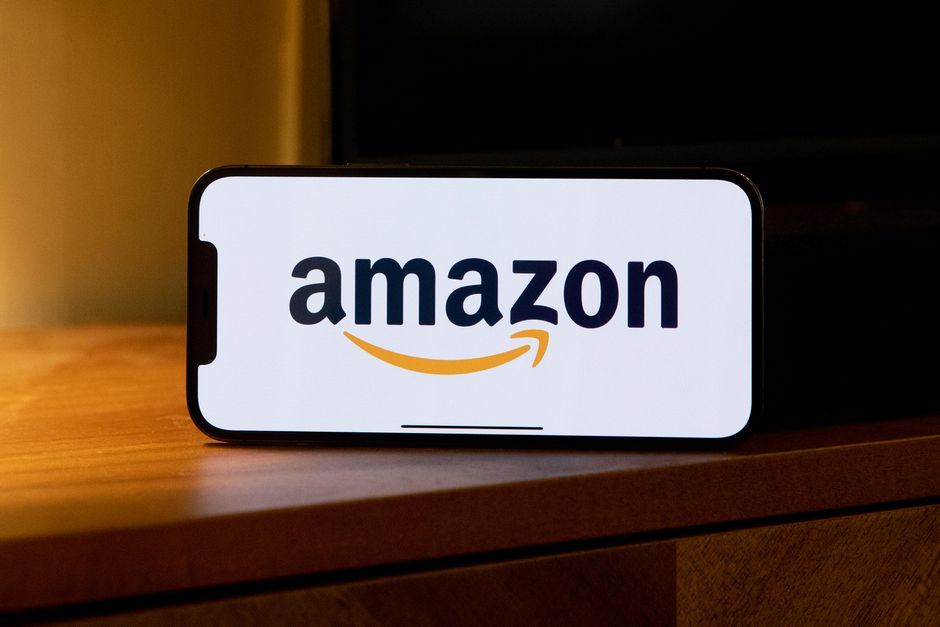 Amazon, Visa to end global dispute over credit card fees