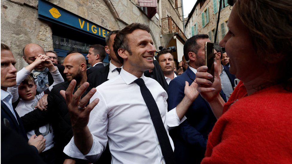 Macron and Le Pen trade taunts as campaigning ends
